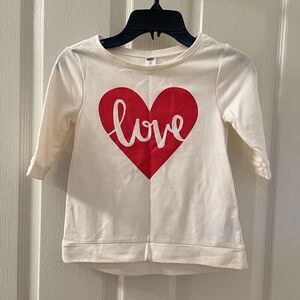 Old Navy Ivory Red Heart Love Sweatshirt Lightweight 3/4 Sleeve Girls Size 5T